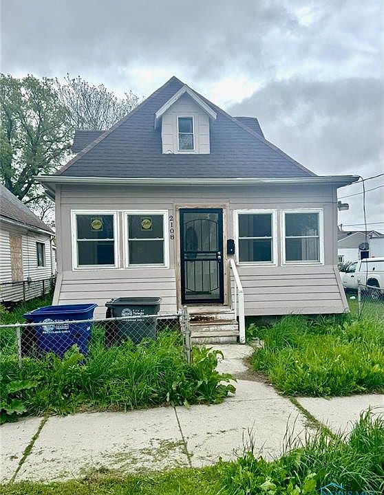 1st image of 2108 N Michigan St