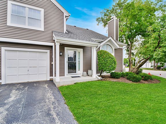 3rd image of 1234 N Knollwood Dr