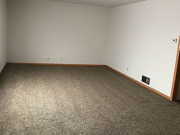 5th image of 1620 Muldoon Dr