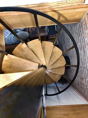 Rented by LJ Sloane Management | media 26