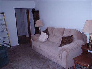 5th image of 10 Hillcrest Ave