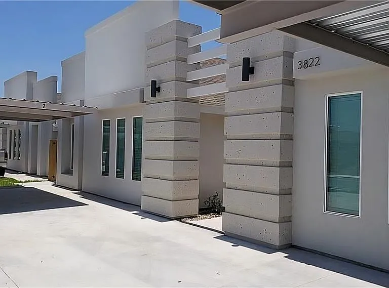 3816 Las Vistas Ln #1 — Photo 11