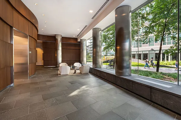 Rented by Compass | media 12