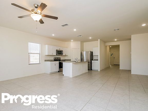 4th image of 35270 W San Capistrano Ave