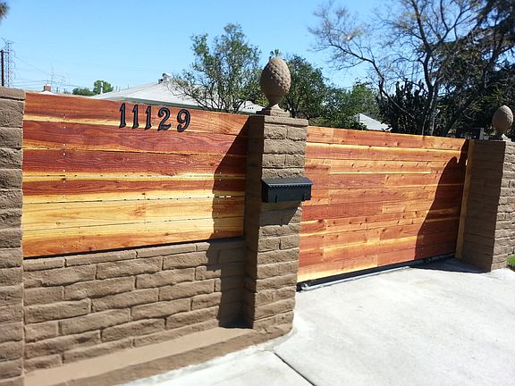 5th image of 11129 Erwin St