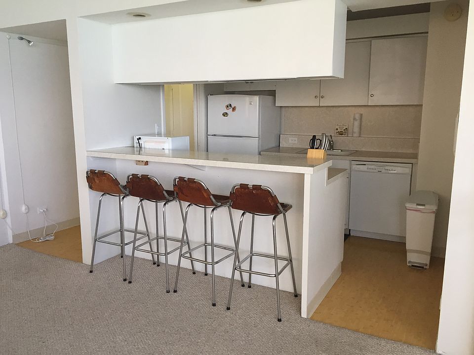 1st image of 2500 Kalakaua Ave APT 1402