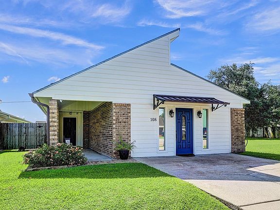 2nd image of 108 Sagebrush Dr
