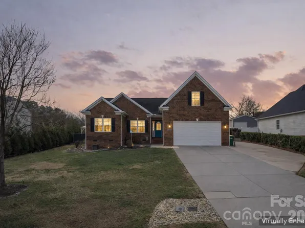 1911 Redwood Dr, Oakboro, NC 28129