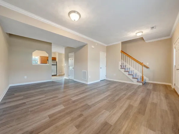 2309 Jenny Ln, Vinton, VA 24179