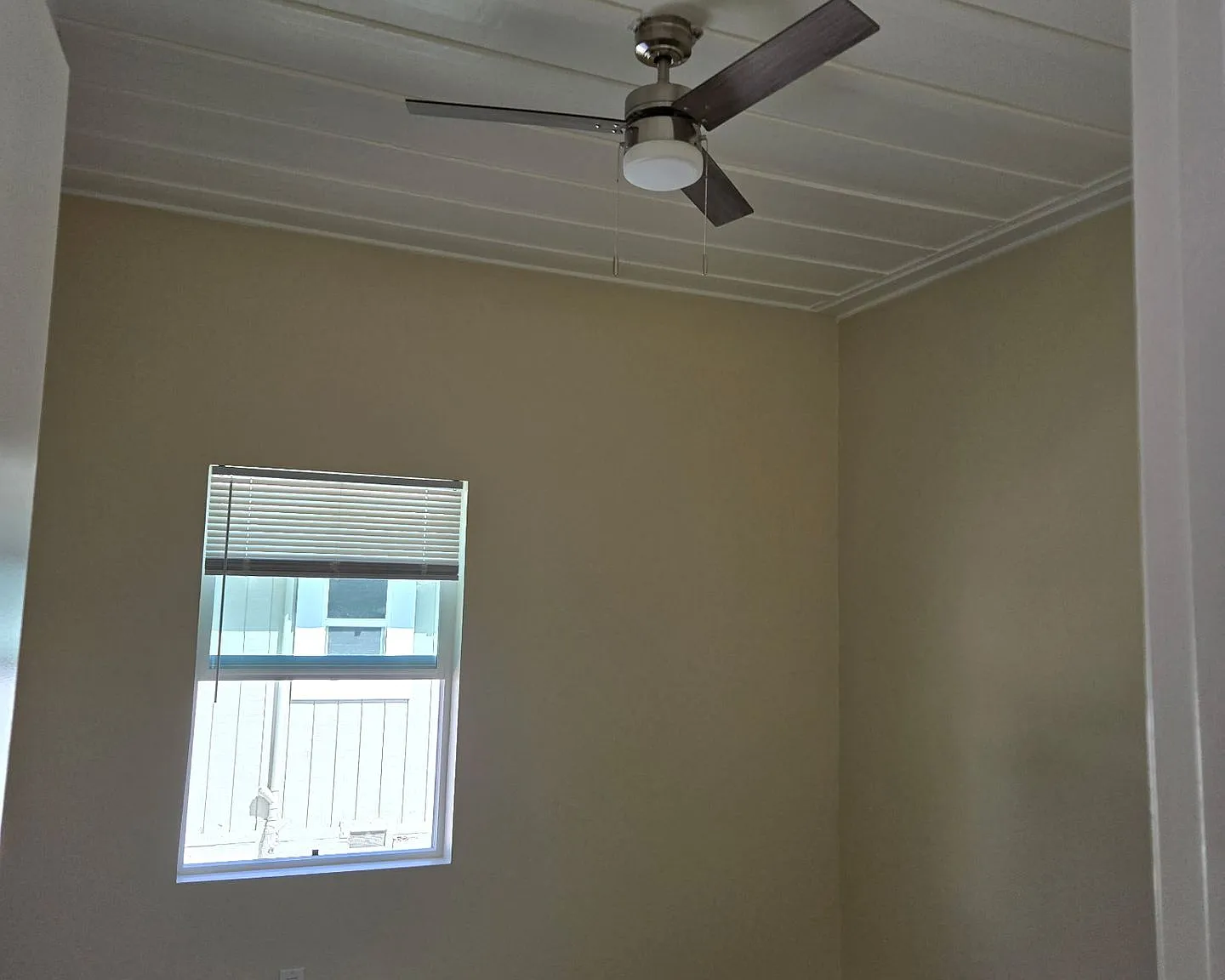 2 Bed 1 Bath House — Photo 2