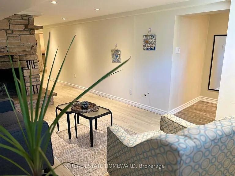 115 Porchester Dr #BASEMENT — Photo 11