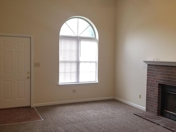 4th image of 725 Statesman Way