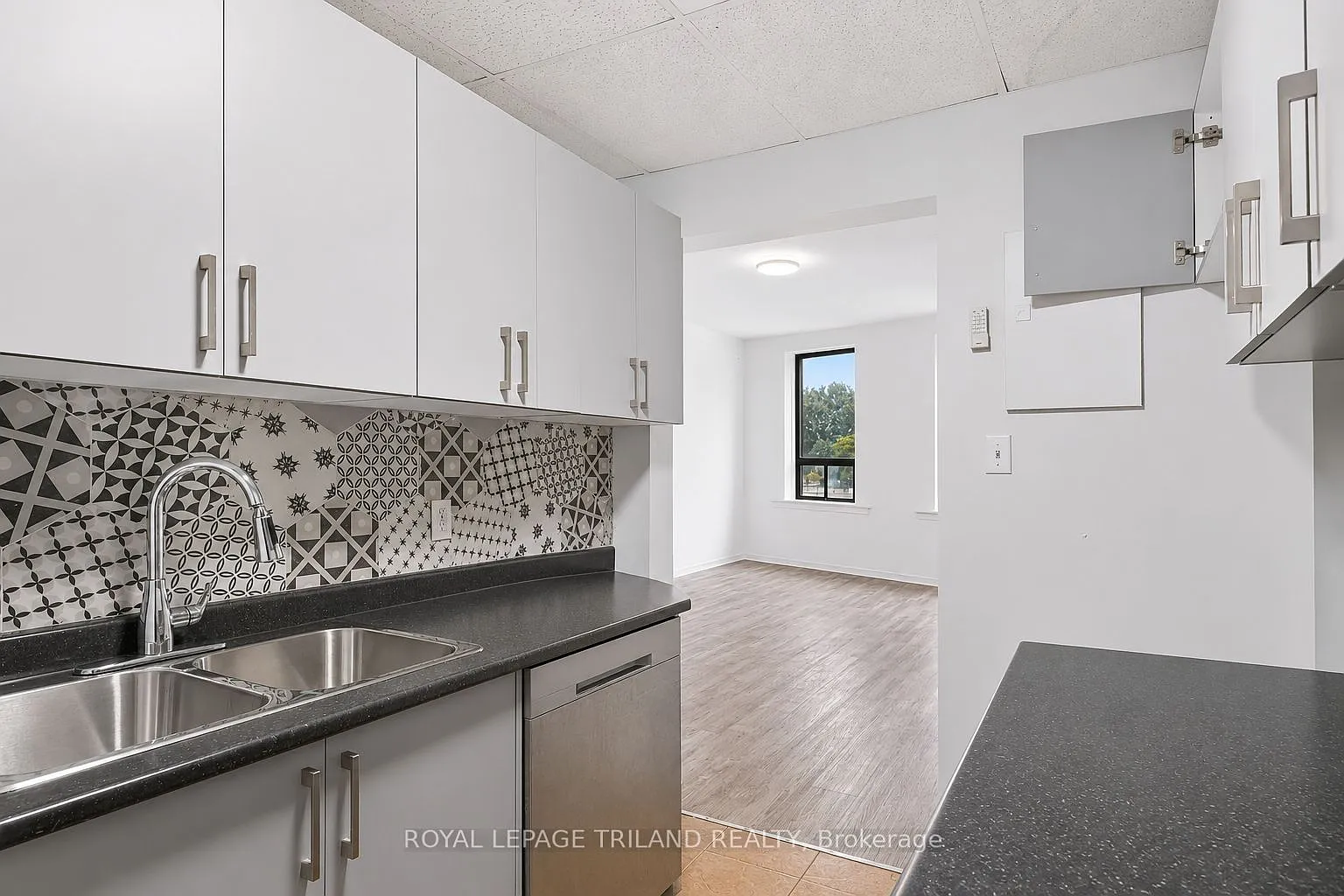 2 bed, $1,725 — Photo 4
