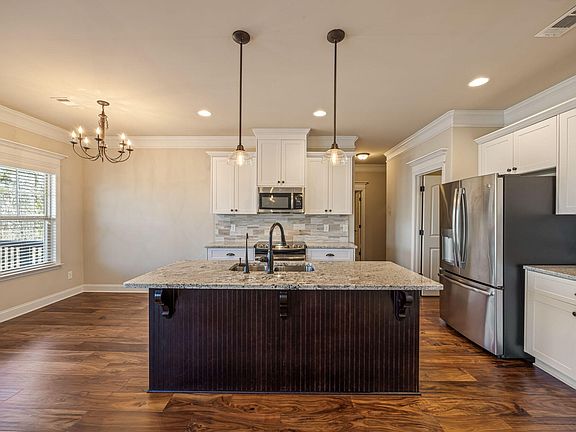 5th image of 868 Herrington Drive