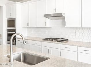 1550 E Cattle Graze Loop, Sahuarita, AZ 85629