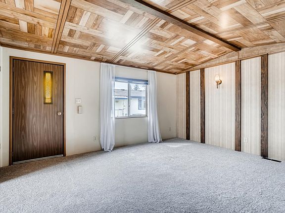 4th image of 4401 80th St NE Unit 9