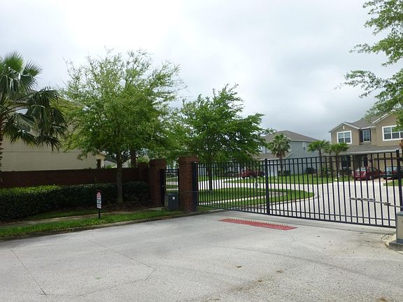 4th image of 659 Wooster Dr