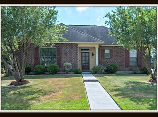 105 Copper Creek Dr, Youngsville, LA 70592