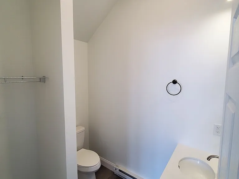 308 Hill St — Photo 7