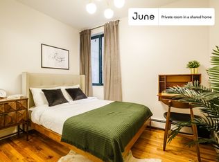 375 E 10th St #D, New York, NY 10009