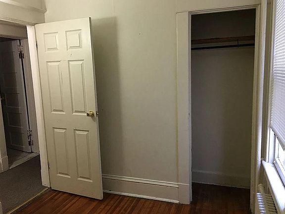 3rd image of 454 Morris St #1