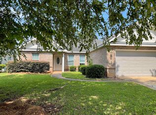 314 Manchester Ln, Byron, GA 31008