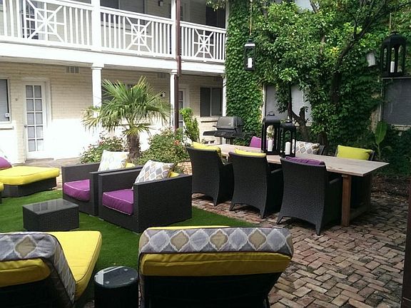 5310 Gaston - GREEN HOUSE VILLA Courtyard 2