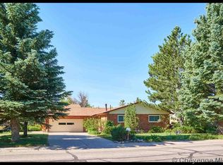 909 Evergreen St, Cheyenne, WY 82009