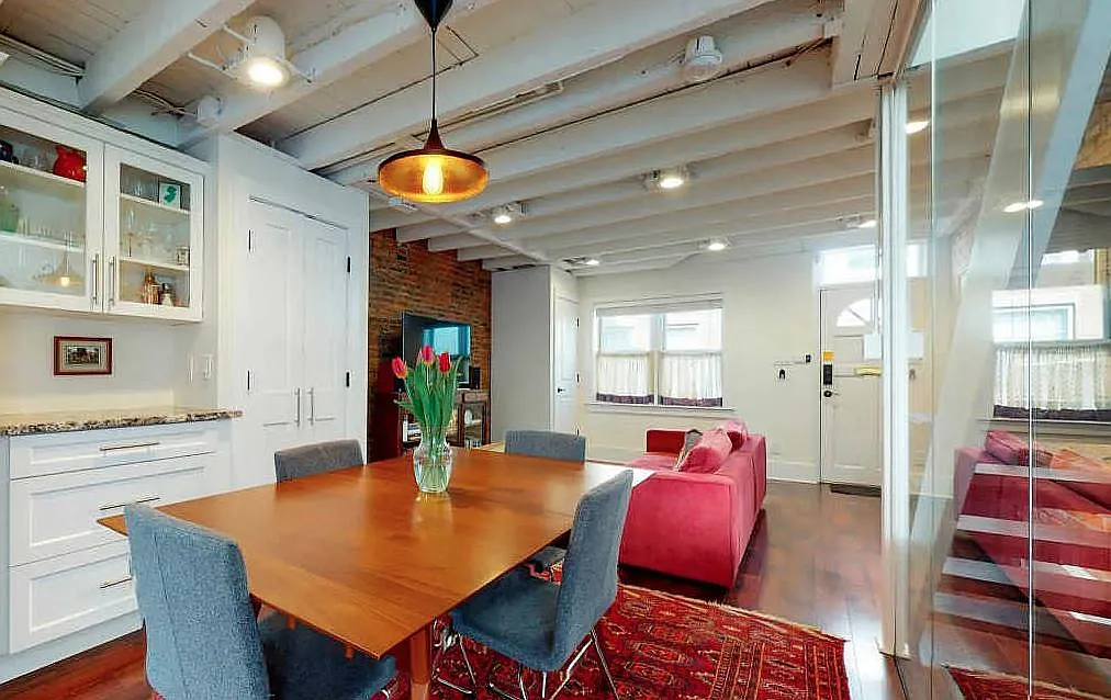 2 bed, 1080 sqft, $3,200 — Photo 4