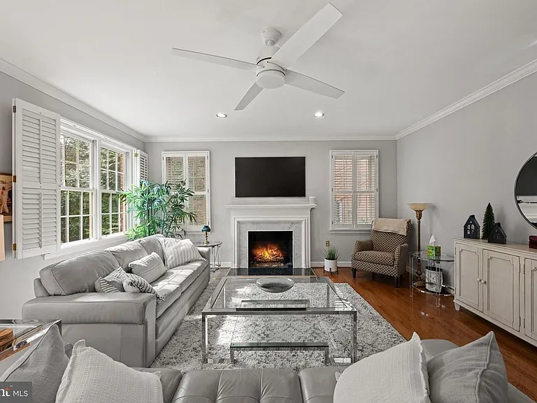 5120 Warren Pl NW — Photo 15