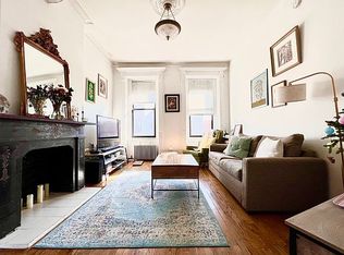 104 Cornelia St #3R, Brooklyn, NY 11221