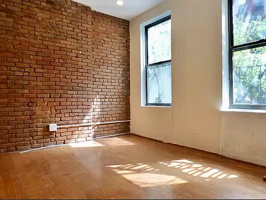 Rented by Charie Properties LLC | media 29