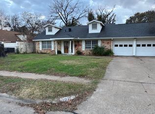 1021 Walnut St, Irving, TX 75060