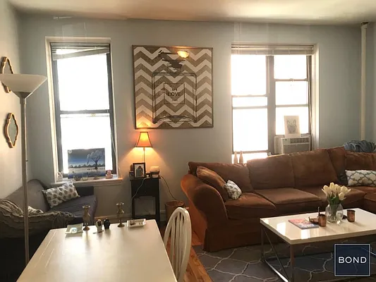 Rented by Bond New York | media 22