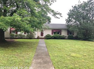 1210 Briarcliff Rd, Burlington, NC 27215