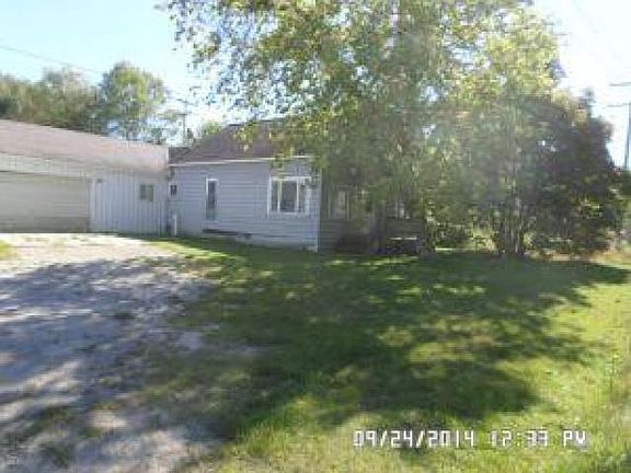 5th image of 9322 State Highway M123