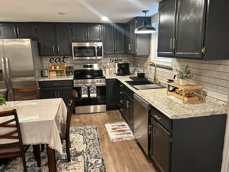 126 Bacon Ct #5 — Photo 3