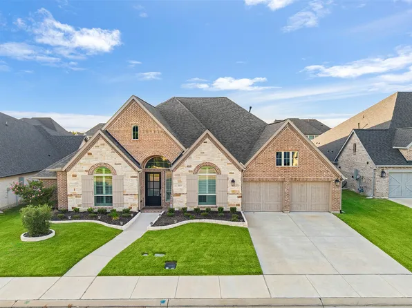 2837 Midlake Dr, Midlothian, TX 76065