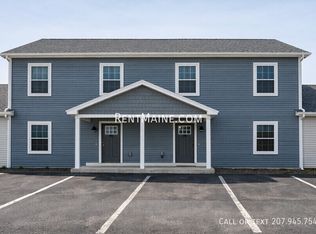 110 Rocky Ridge Dr APT 14, Bangor, ME 04401