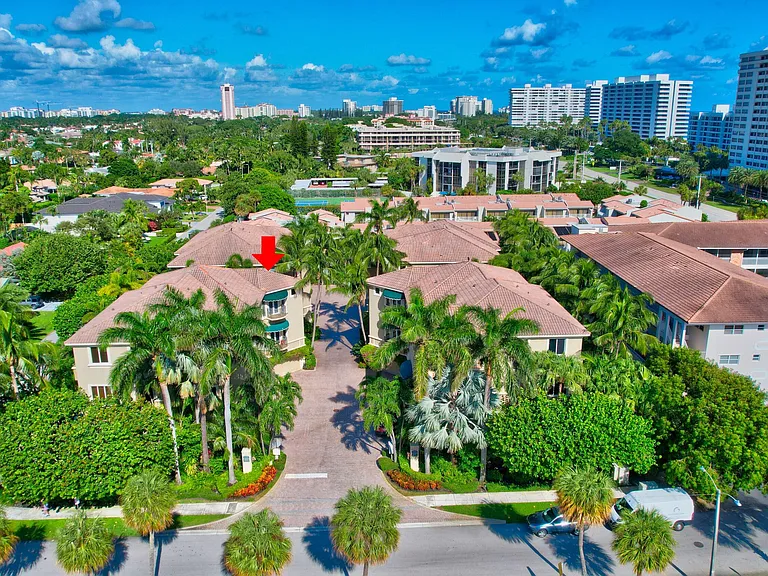 921 Osceola Dr #4 — Photo 40