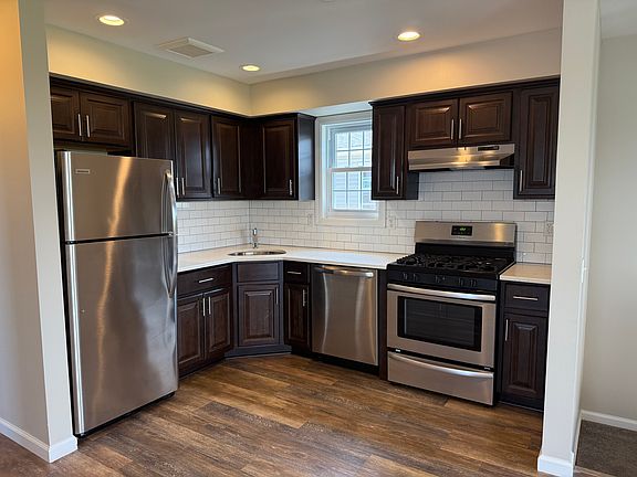 2nd image of 6207 De Costa Ave Floor 2