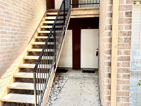 4th image of 10202 Forum Park Dr APT 261