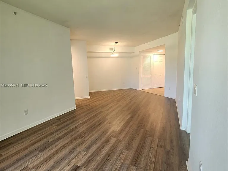3600 Oaks Clubhouse Dr #206 — Photo 83