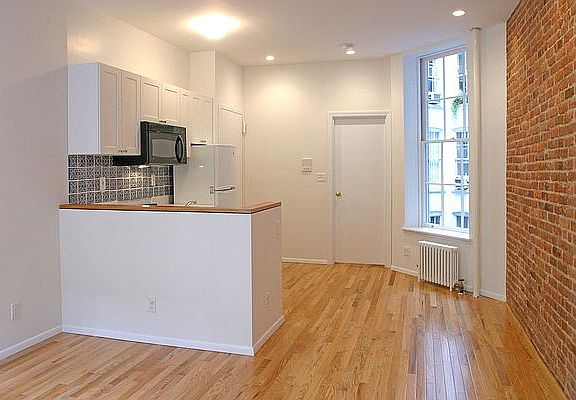 3rd image of 326 E 81st St APT 2FW