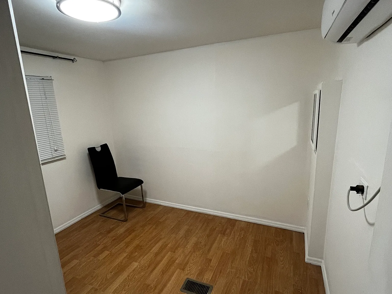 2 bed, $1,625 — Photo 2