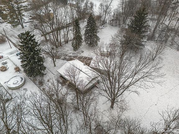 4th image of 2110 Worden St