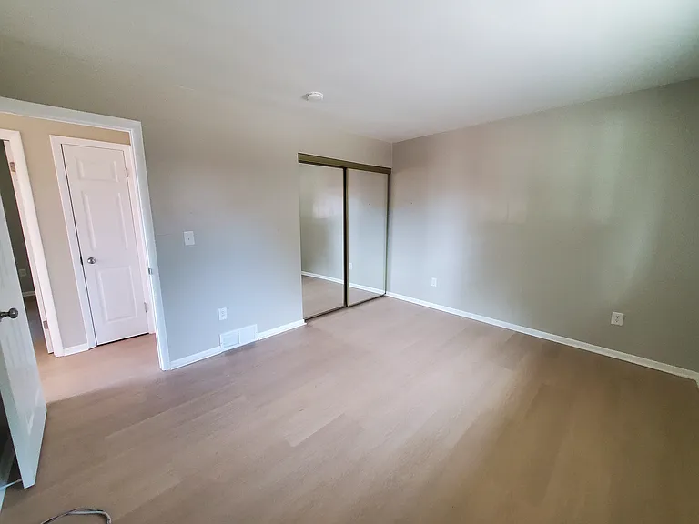 961 S Waverly St #961 — Photo 22
