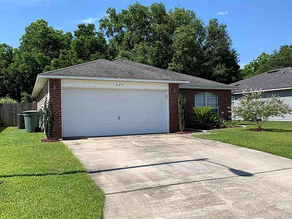2nd image of 723 Forgotten Creek Ln