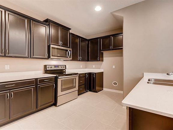 5th image of 13528 Fountainbleau Dr