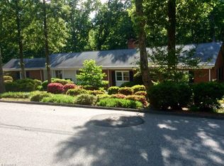 121 Magnolia Rd, Lexington, NC 27292